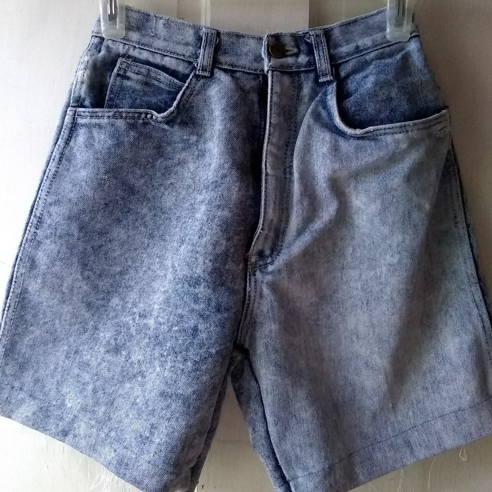 Vintage high-rise jean shorts